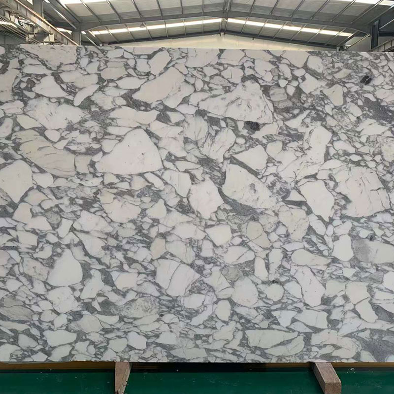 大きな白い大理石の天然石のコーヒーテーブルの床棚