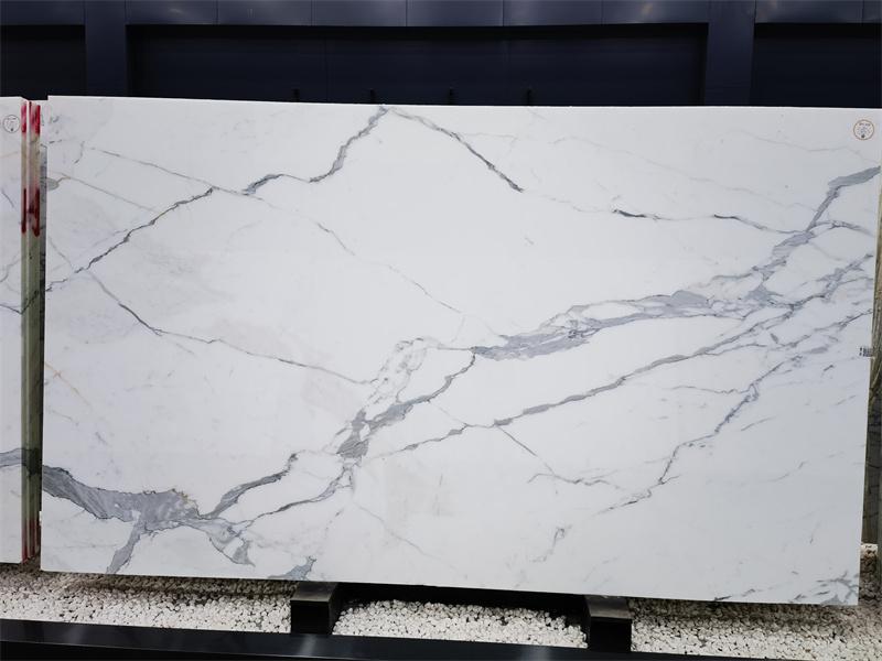 Calacatta 白い大理石効果の磁器床タイル 600x600 サプライヤー
