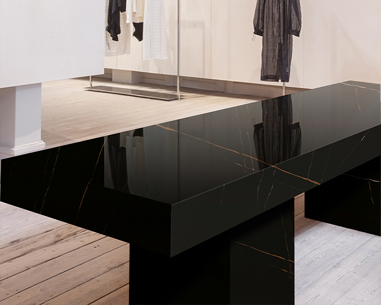 5048 Lauren Gold Black Quartz Countertops Manufacturer