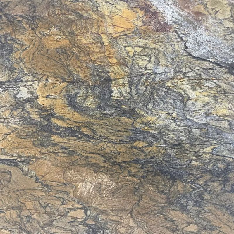 山と流れる水